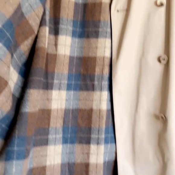 Full Length London Fog Wool lined trench size Medium - Picture 4 of 5